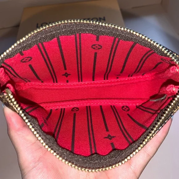Sold♥️LV Mini Pochette - Limited Edition♥️ - Picture 11 of 12